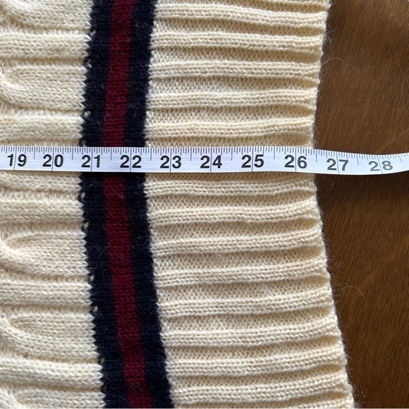 Vintage Abercrombie & Fitch Cream Wool Cable Knit Cricket Sweater Preppy Medium - Picture 6 of 15